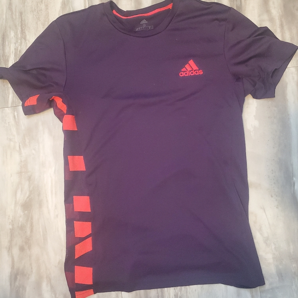Adidas freelift tennis shirt